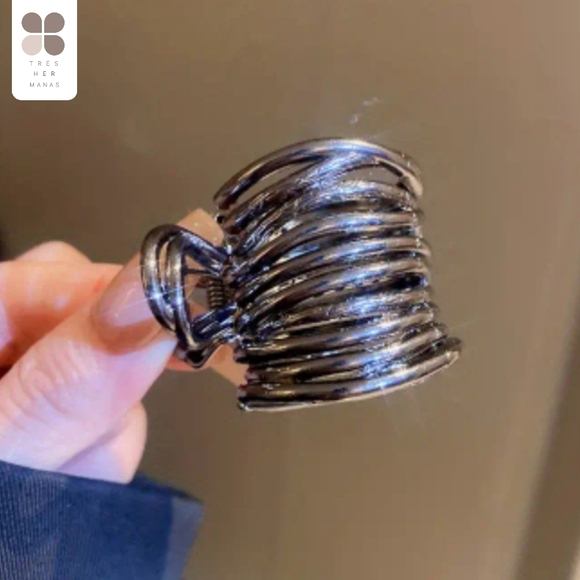 Gun Metal Claw Clip for Updo Hairstyle - Picture 2 of 4